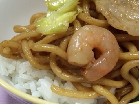 《ズボラ飯》海鮮焼きそば丼